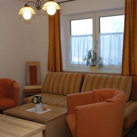 Pension Waldesruh Таренц Екстериор снимка